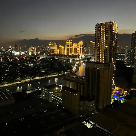 Near Bgc 1Br Wi-Fi Netflix Balcony Skyline Apartment